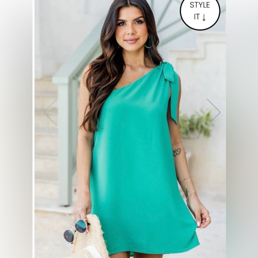 NWOT Green self tying one shoulder dress